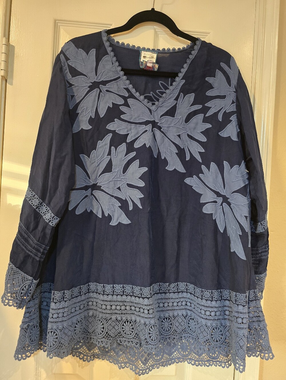 Johnny Was Halima Navy M Embroidered Lace Trim Tunic Blouse